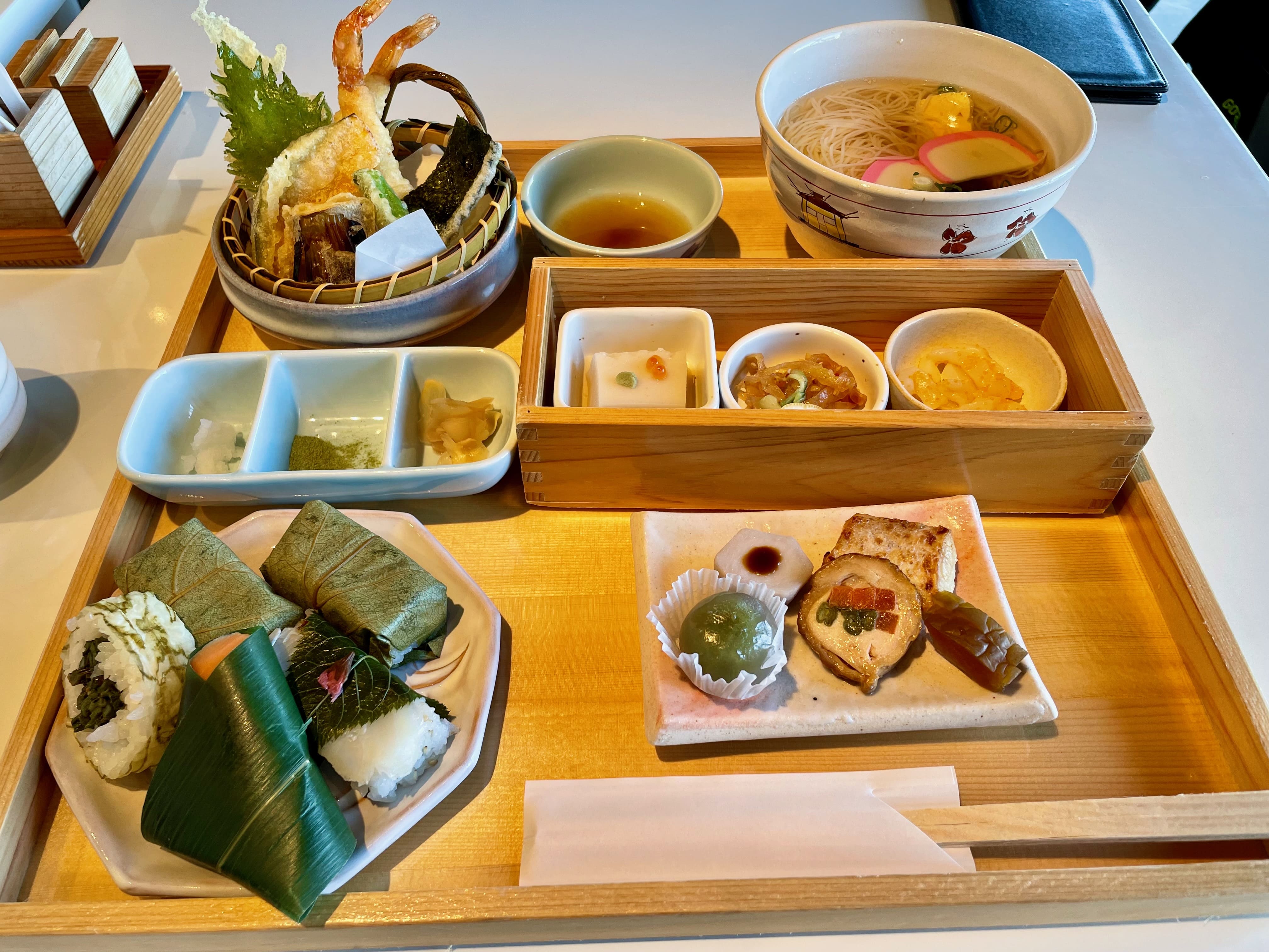 柿叶寿司 set